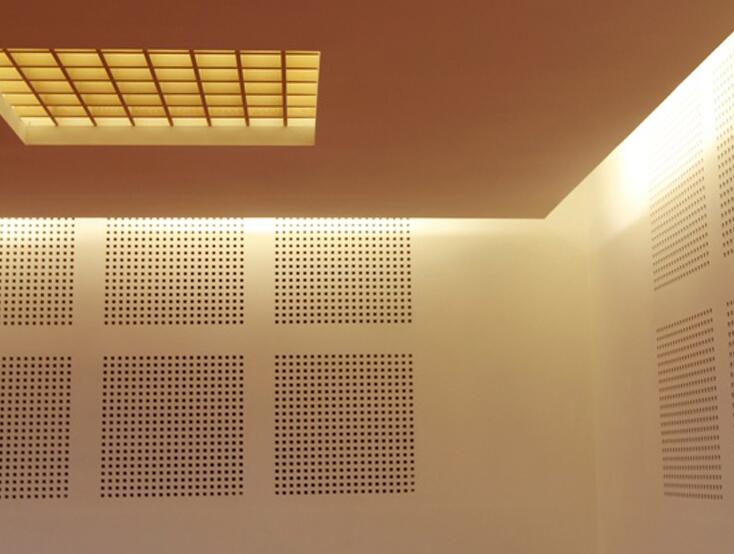 Sound insulation board through wall