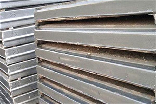 Steel structure mezzanine board